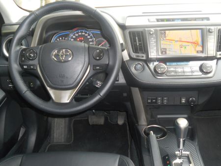 Toyota RAV4-6