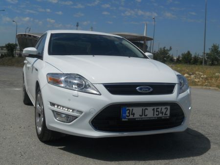 ford mondeo-1