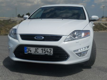 ford mondeo-2