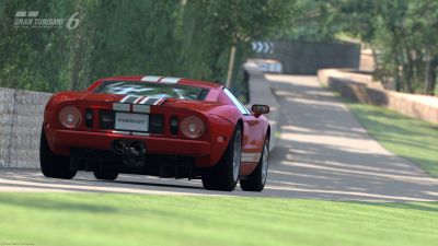 Ford GT tackles the Goodwood Hill Climb in Gran Turismo 6