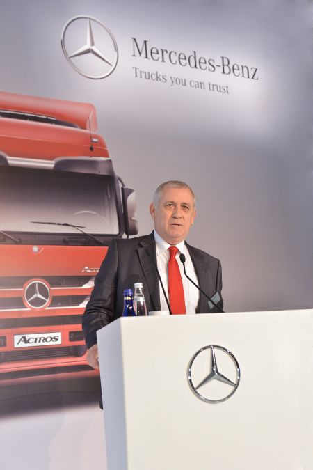 Mercedes-Benz Türk'ten Barsan Global Lojistik'e 300 adet Actros teslimati (4) Cengiz Çaptuğ
