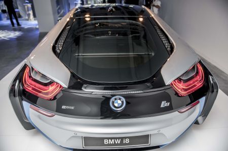 BMW i8-2