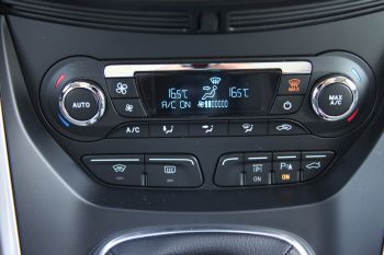 Ford C-Max Titanium X 1.6 TDCI- iç kontrol tuşlar