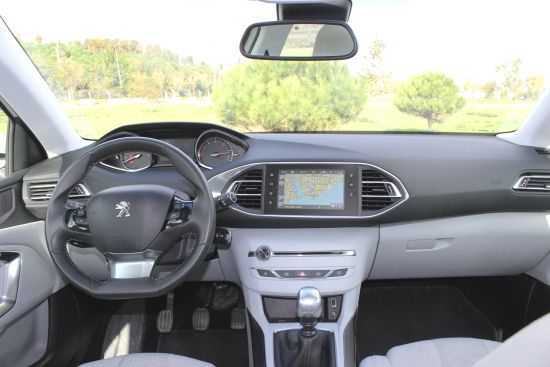 yeni Peugeot 308 e-HDI- iç
