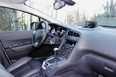 Yeni Peugeot 5008 1.6 e-HDi Allure-iç