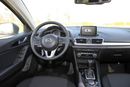 Yeni Mazda3 iç