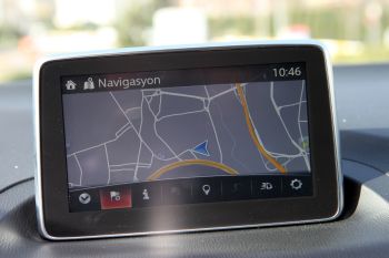 Yeni Mazda3 navigasyon