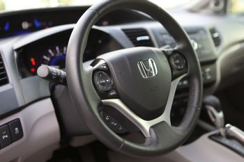 Honda Civic 1.6 Executive Eco Smart -iç,.,