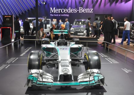 Mercedes-AMG Petronas 2014 F1 Dünya Şampiyonu Gümüş Ok Aracı
