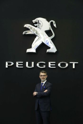 PeugeotAutoshow05