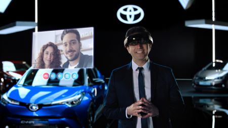 Toyota interaktif Showroom (1)