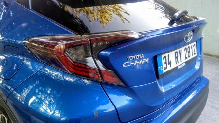 Toyota C-HR 1.8 Hybrid Diamond-sol arka stop