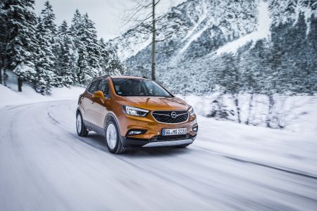 Winter driving with Opel